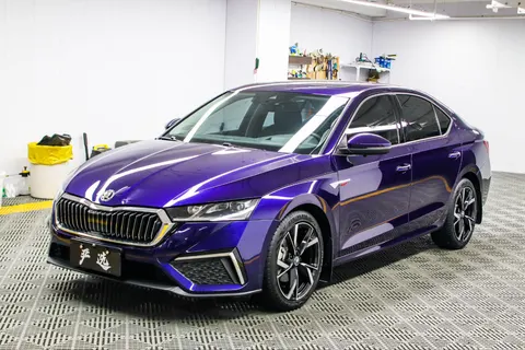 Skoda Octavia PRO TSI280 Люкс, 2022 год, автомобиль из Китая