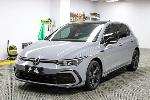 Volkswagen Golf 280TSI DSG R-Line, 2022 год, автомобиль из Китая