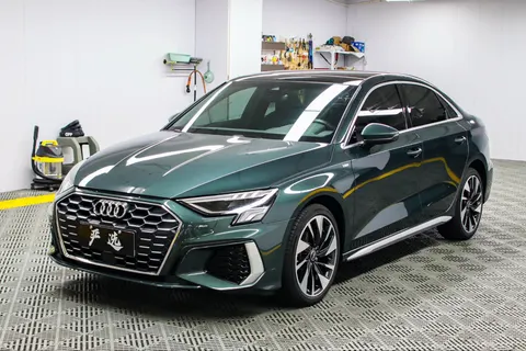 Audi A3 A3L Limousine 35 TFSI Fashion Sport, 2023 год, автомобиль из Китая