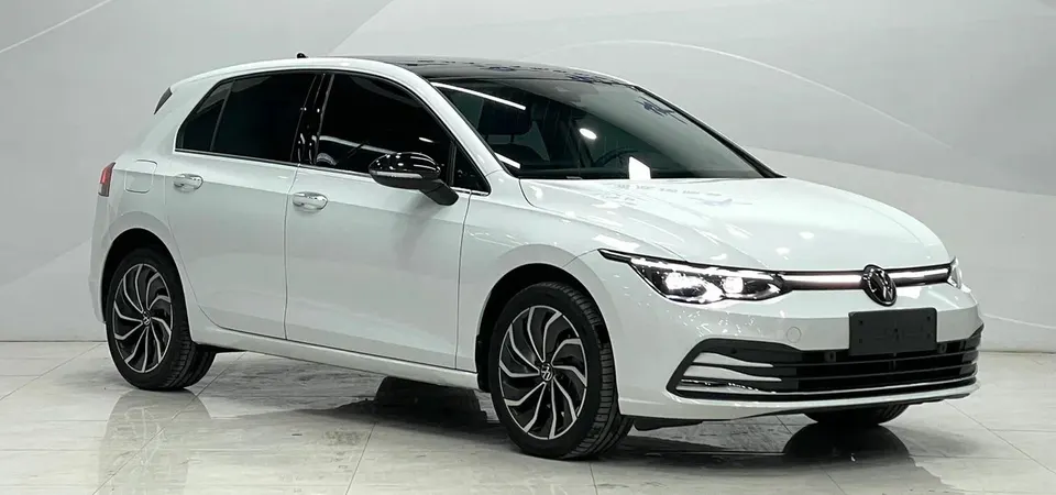 Volkswagen Golf, 2023 год, автомобиль из Китая