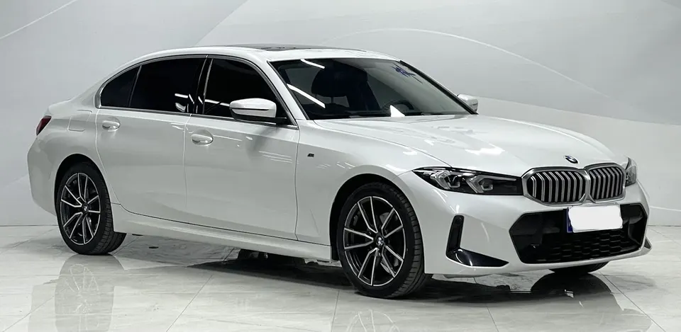 BMW 320, 2023 год, автомобиль из Китая